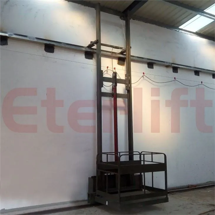 Cargo Lift Small
